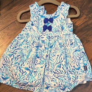 Vibrant Blue Leaf Pattern Kids Dress